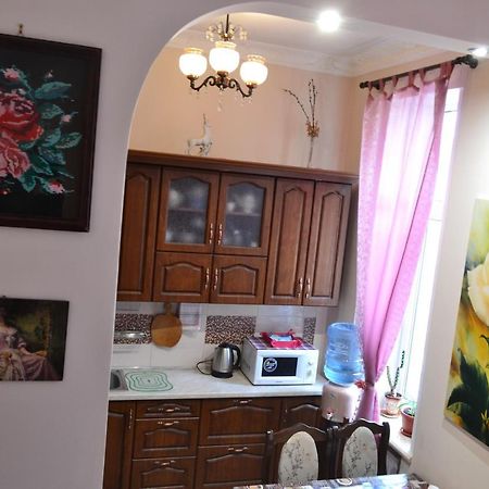 Apartment On Shevchenka Boulevard Ternopil Bagian luar foto