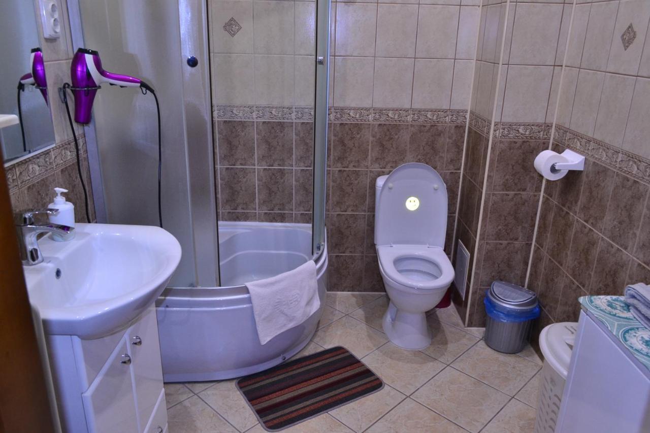 Apartment On Shevchenka Boulevard Ternopil Bagian luar foto
