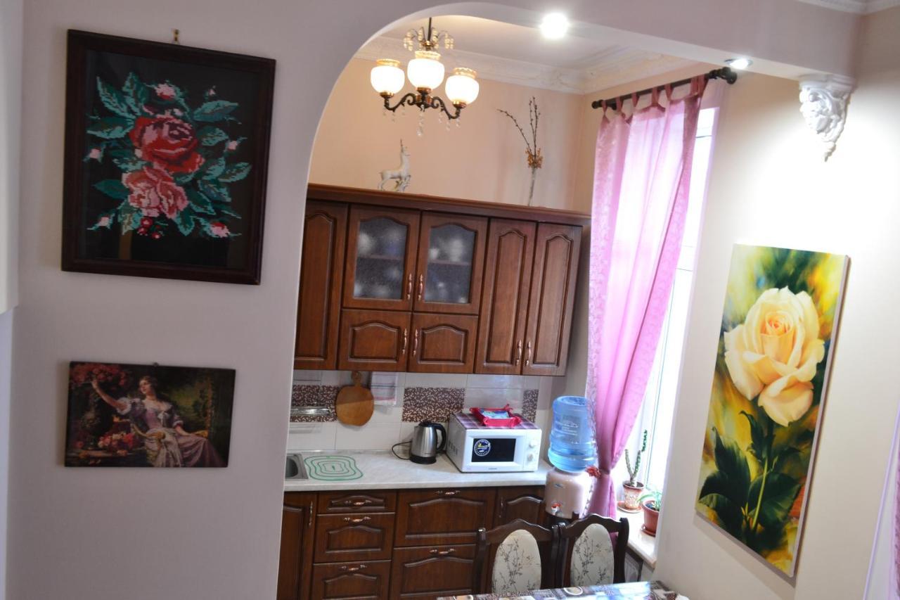 Apartment On Shevchenka Boulevard Ternopil Bagian luar foto