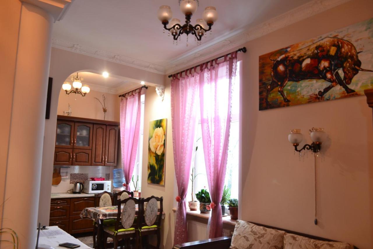 Apartment On Shevchenka Boulevard Ternopil Bagian luar foto