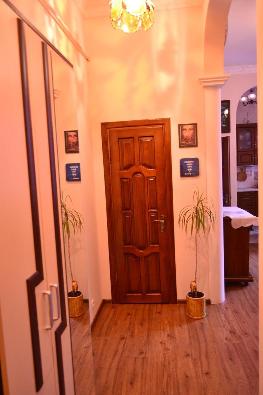 Apartment On Shevchenka Boulevard Ternopil Bagian luar foto