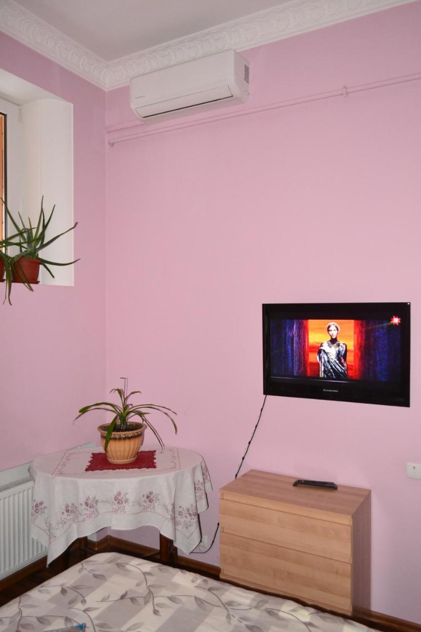 Apartment On Shevchenka Boulevard Ternopil Bagian luar foto